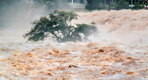 Tifone Saudel, oltre 83 mila evacuati in Fujian: alluvioni minacciano la Cina